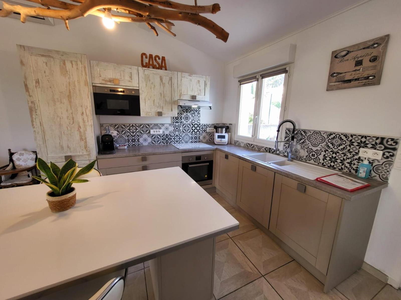 Casa Leone 83 Apartment Solliès-Pont Екстериор снимка